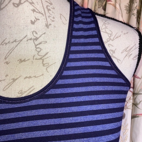 Ivivva by Lululemon Big Girls Juniors Reversible Stripe Blue Athletic Tank sz 14 - Picture 4 of 10